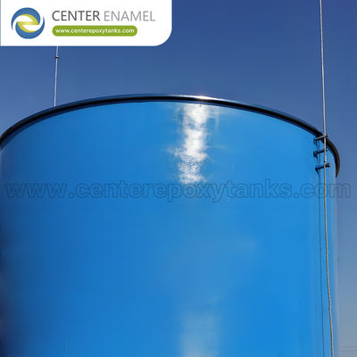 เก็บ น้ํามัน: ถัง เหล็ก ที่ ผสม กัน เพื่อ ความ ปลอดภัย